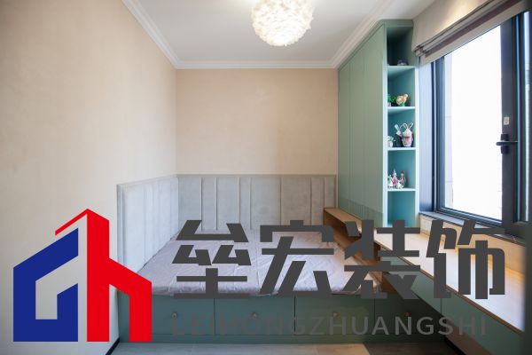 142㎡現(xiàn)代簡(jiǎn)約丨 黑白格調(diào)下的溫柔空間！