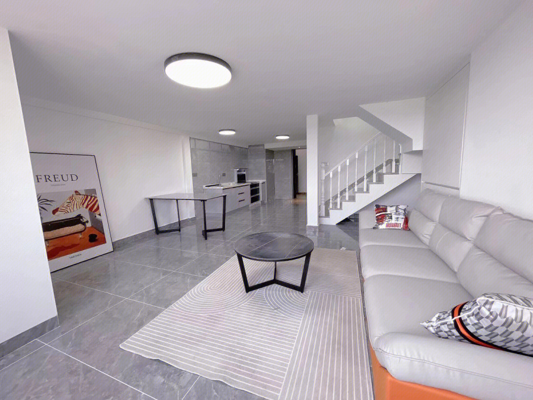 復(fù)式裝修 小復(fù)式樓裝修效果圖_16樓頂層復(fù)式好不好_廈門復(fù)式樓裝修