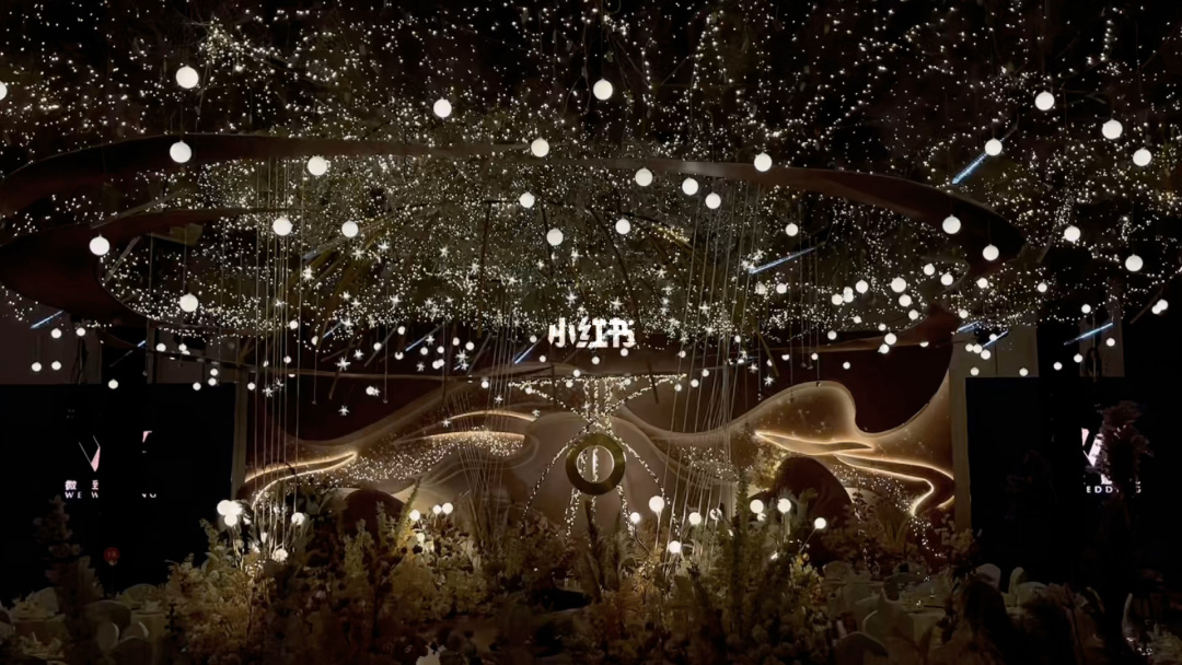 婚禮現(xiàn)場(chǎng)布置視頻_婚禮花車(chē)布置_廈門(mén)婚禮布置