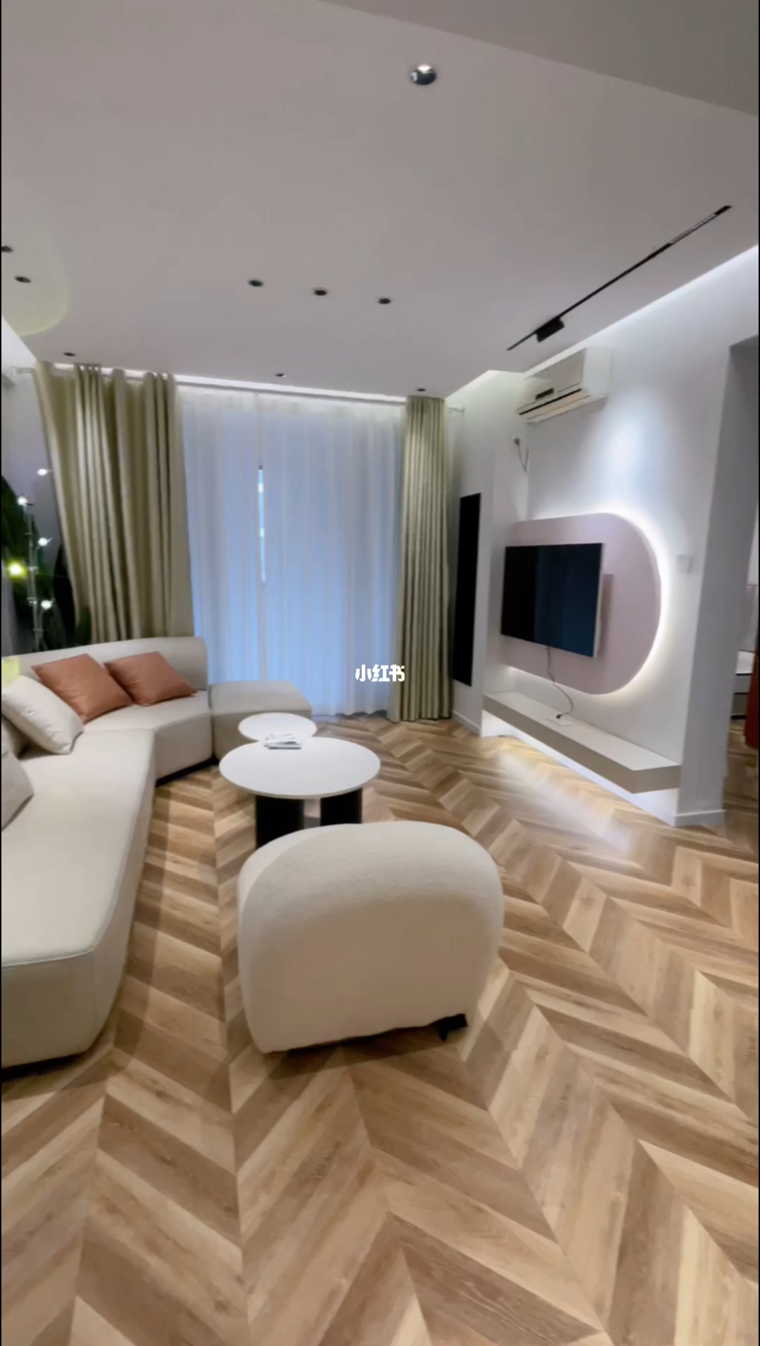 起居室設(shè)計(jì)一起裝修網(wǎng)裝修效果圖_綠色裝修選材設(shè)計(jì)500問:居室細(xì)節(jié)設(shè)計(jì)_廈門裝修設(shè)計(jì)哪家好