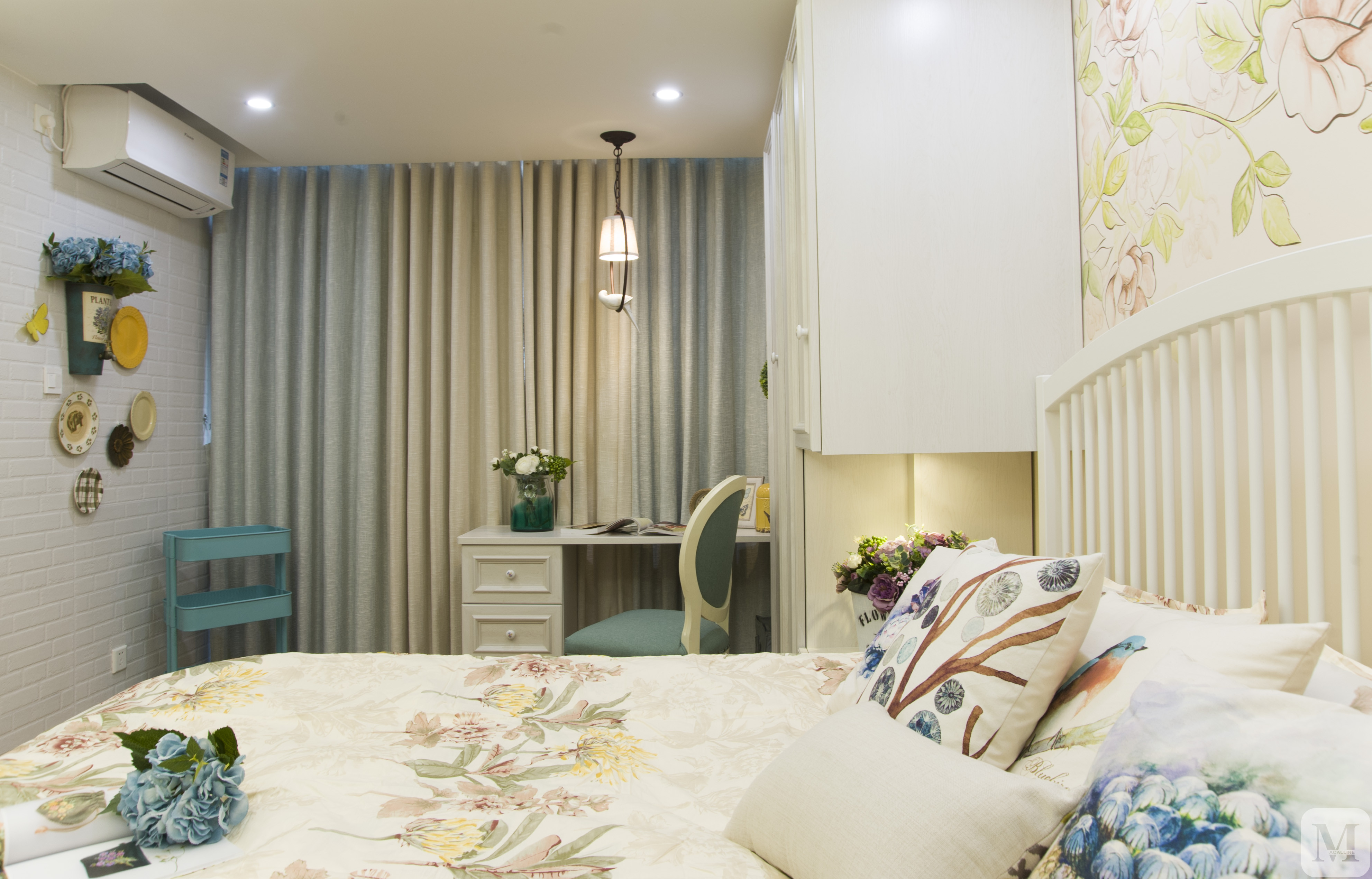 家庭墻面裝飾_上海市家庭居室裝飾裝修施工合同范本_廈門家庭裝飾設計