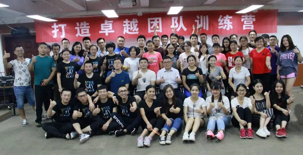 廈門裝修專業(yè)培訓(xùn)機(jī)構(gòu)_廈門專業(yè)裝修_廈門裝修裝潢