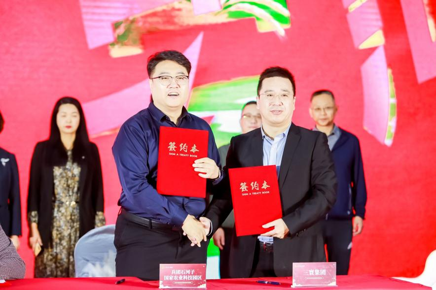 展銷、簽約、洽談、直播精彩不斷 “石河子參展團(tuán)”火出了圈_展銷、簽約、洽談、直播精彩不斷 “石河子參展團(tuán)”火出了圈_