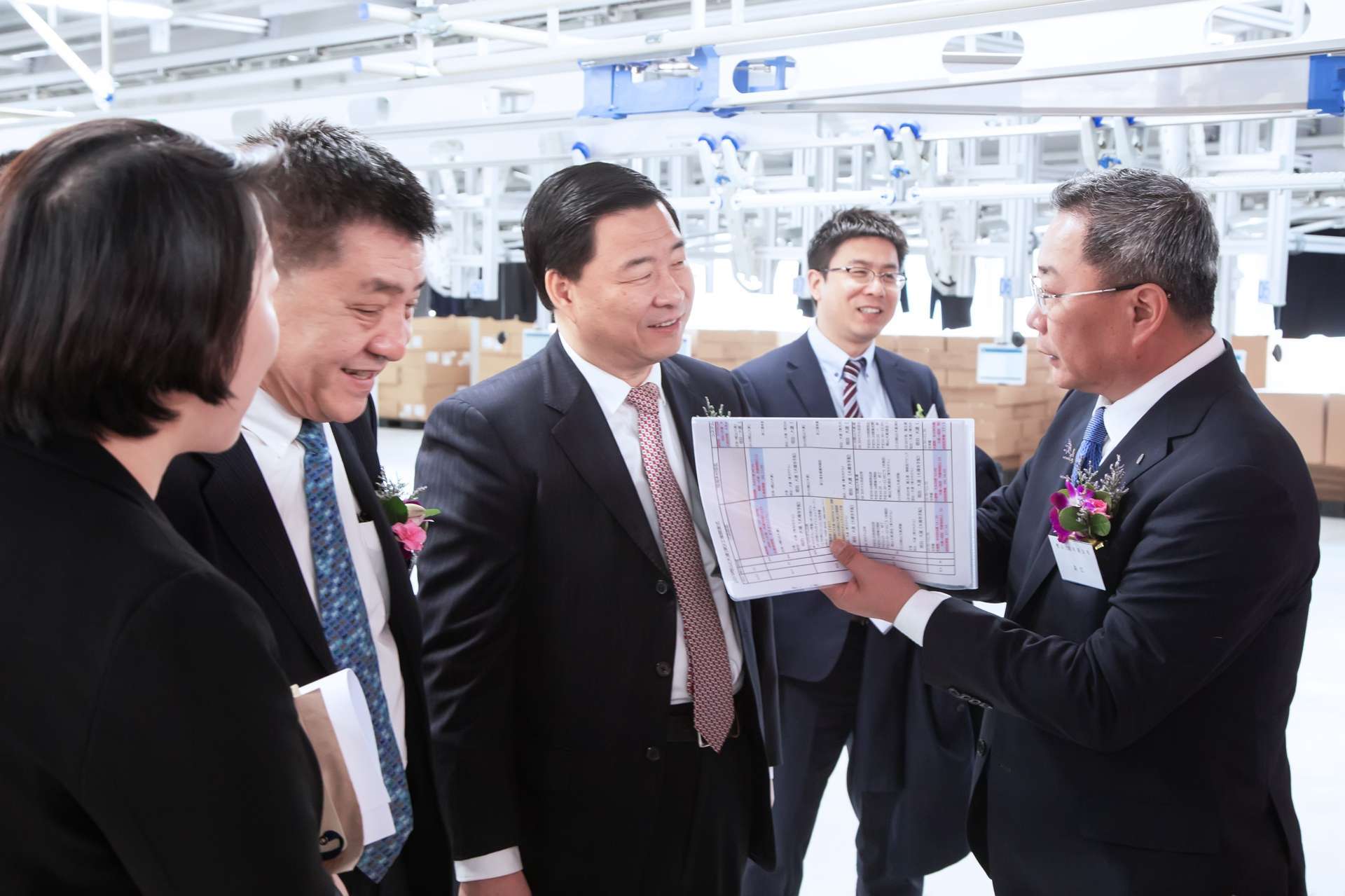 _展銷、簽約、洽談、直播精彩不斷 “石河子參展團(tuán)”火出了圈_展銷、簽約、洽談、直播精彩不斷 “石河子參展團(tuán)”火出了圈