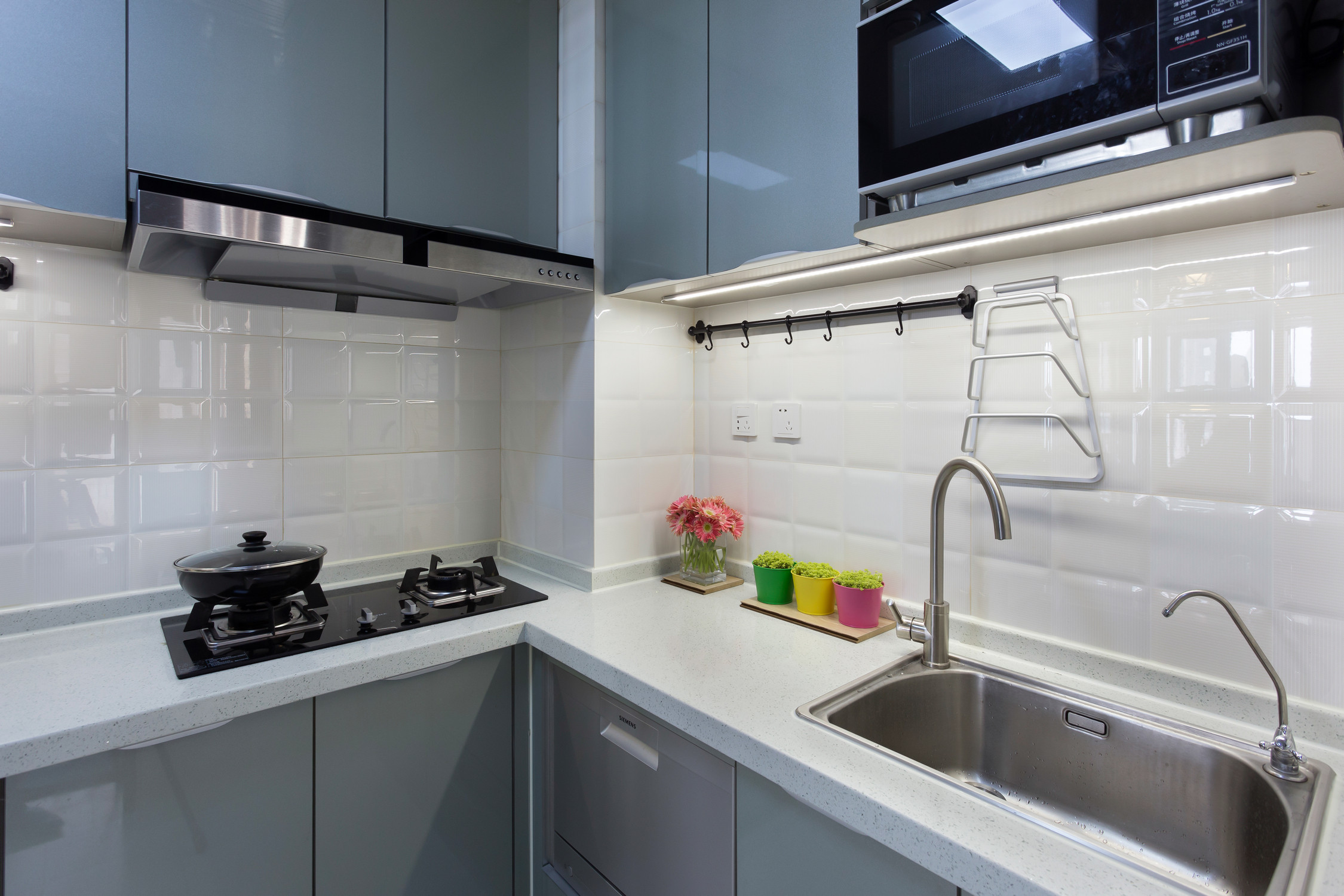 家裝網(wǎng)廈門_簡(jiǎn)約廈門家裝圖片_廈門簡(jiǎn)約家裝