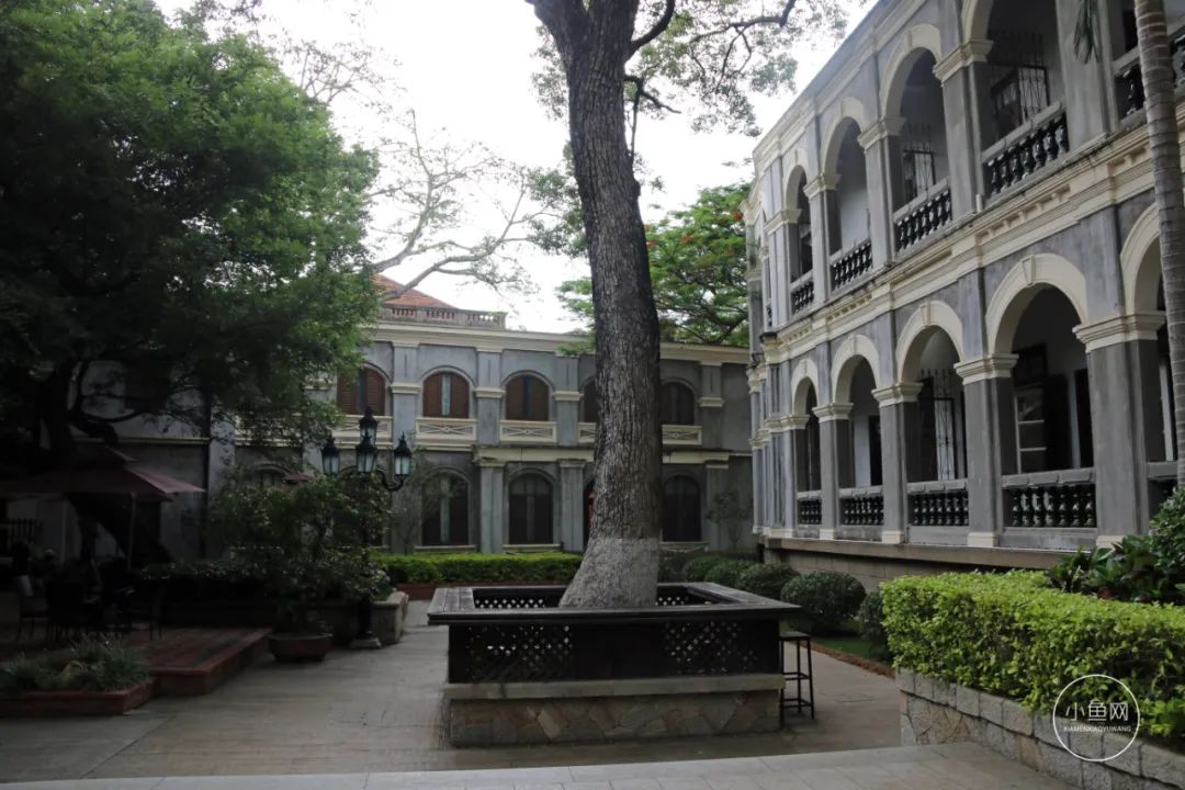 廈門別墅設(shè)計公司_廈門別墅裝飾_廈門別墅裝修公司