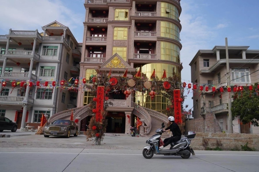 廈門(mén)別墅裝飾_廈門(mén)別墅室內(nèi)設(shè)計(jì)公司_廈門(mén)別墅裝修設(shè)計(jì)公司