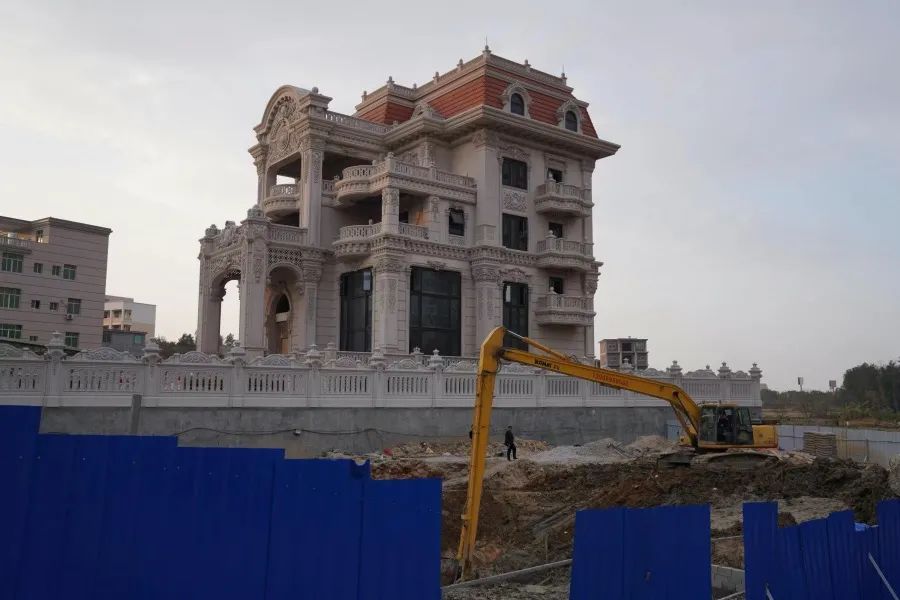 廈門(mén)別墅裝飾_廈門(mén)別墅室內(nèi)設(shè)計(jì)公司_廈門(mén)別墅裝修設(shè)計(jì)公司