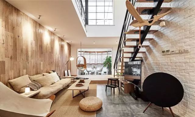 廈門復(fù)式樓裝修_92平復(fù)式裝修價格廈門_廈門復(fù)式房