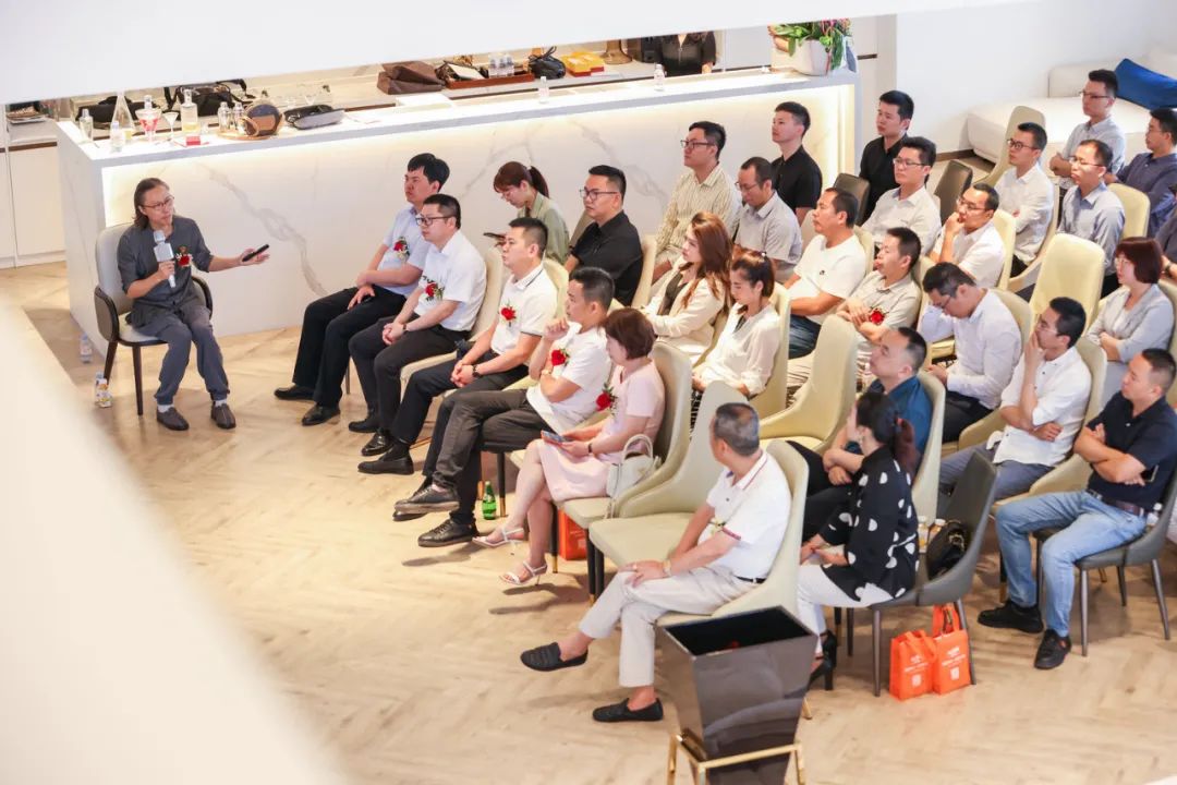 廈門建筑裝飾協(xié)會_廈門建筑裝飾協(xié)會會長_廈門市裝飾協(xié)會