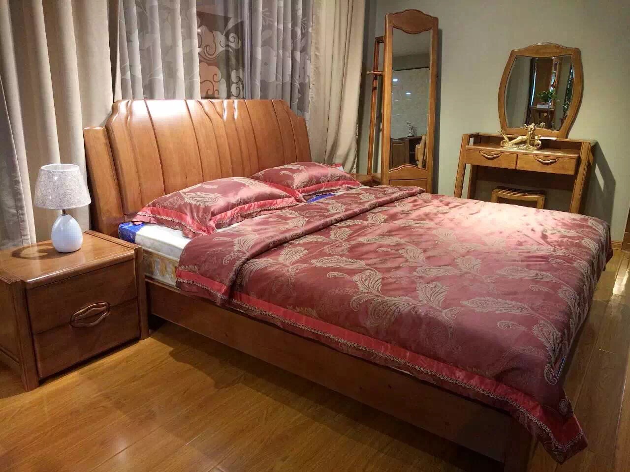 廈門(mén)裝修建材批發(fā)市場(chǎng)_建材批發(fā)廈門(mén)裝修市場(chǎng)有哪些_廈門(mén)裝修材料批發(fā)市場(chǎng)