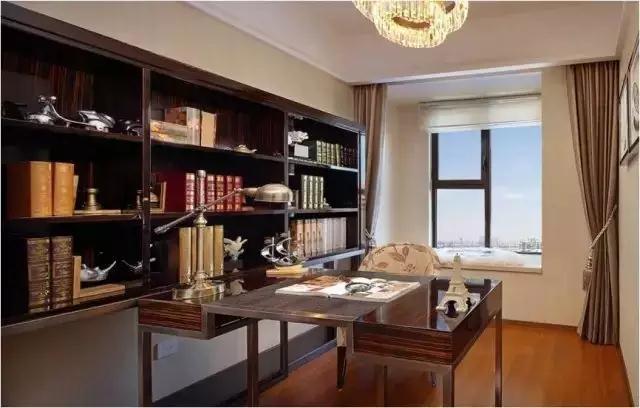 150㎡戶型四間朝南，一個創(chuàng)新的戶型，我不允許它有1㎡的浪費。