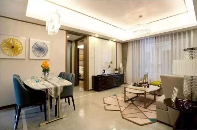 150㎡戶型四間朝南，一個創(chuàng)新的戶型，我不允許它有1㎡的浪費。