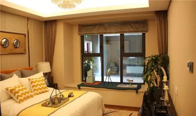 150㎡戶型四間朝南，一個創(chuàng)新的戶型，我不允許它有1㎡的浪費。