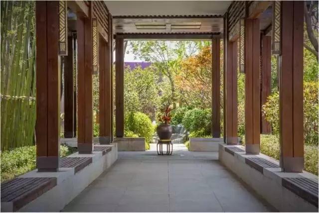 150㎡戶型四間朝南，一個創(chuàng)新的戶型，我不允許它有1㎡的浪費。