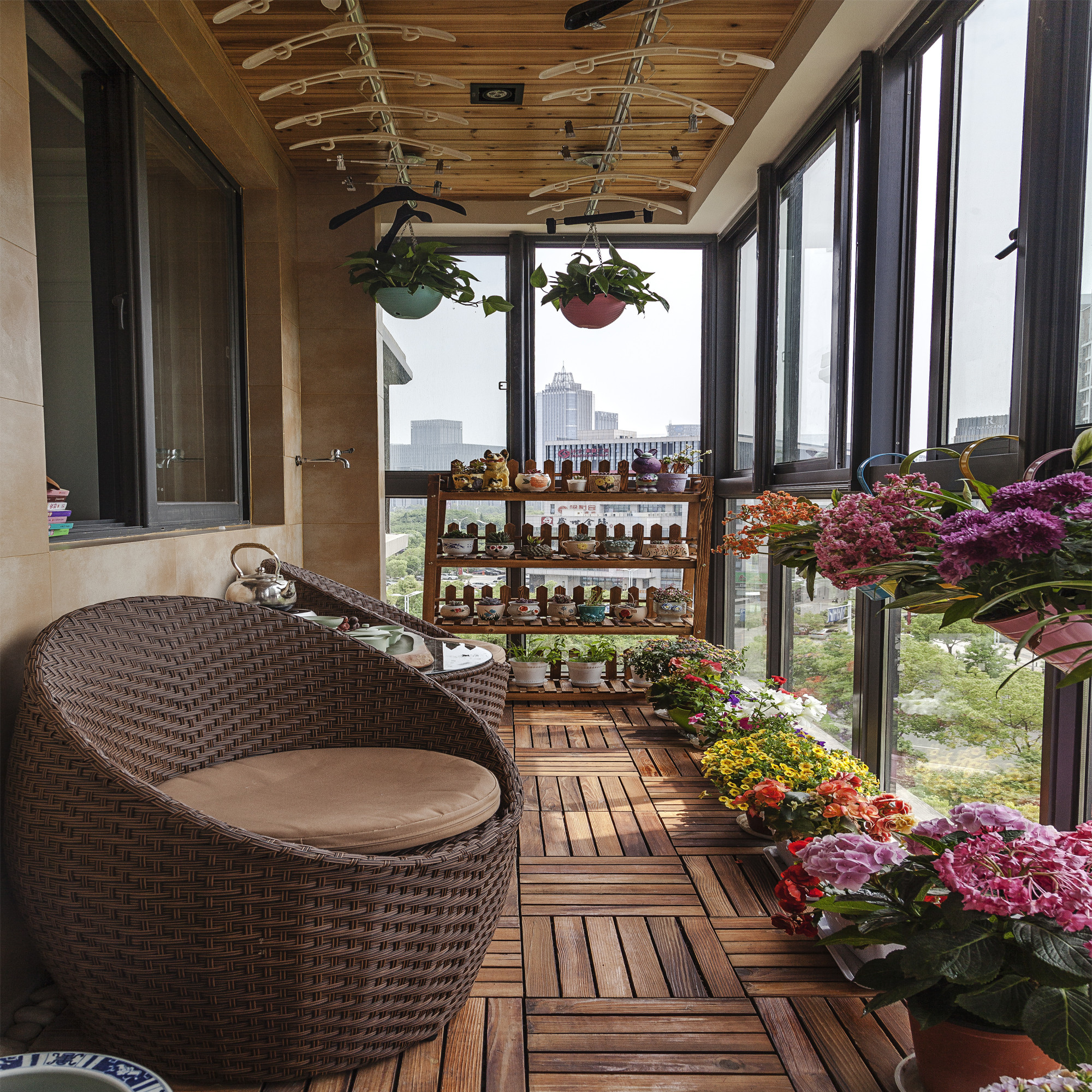 廈門陽臺定制_陽臺改造大概費用_廈門陽臺裝修改造