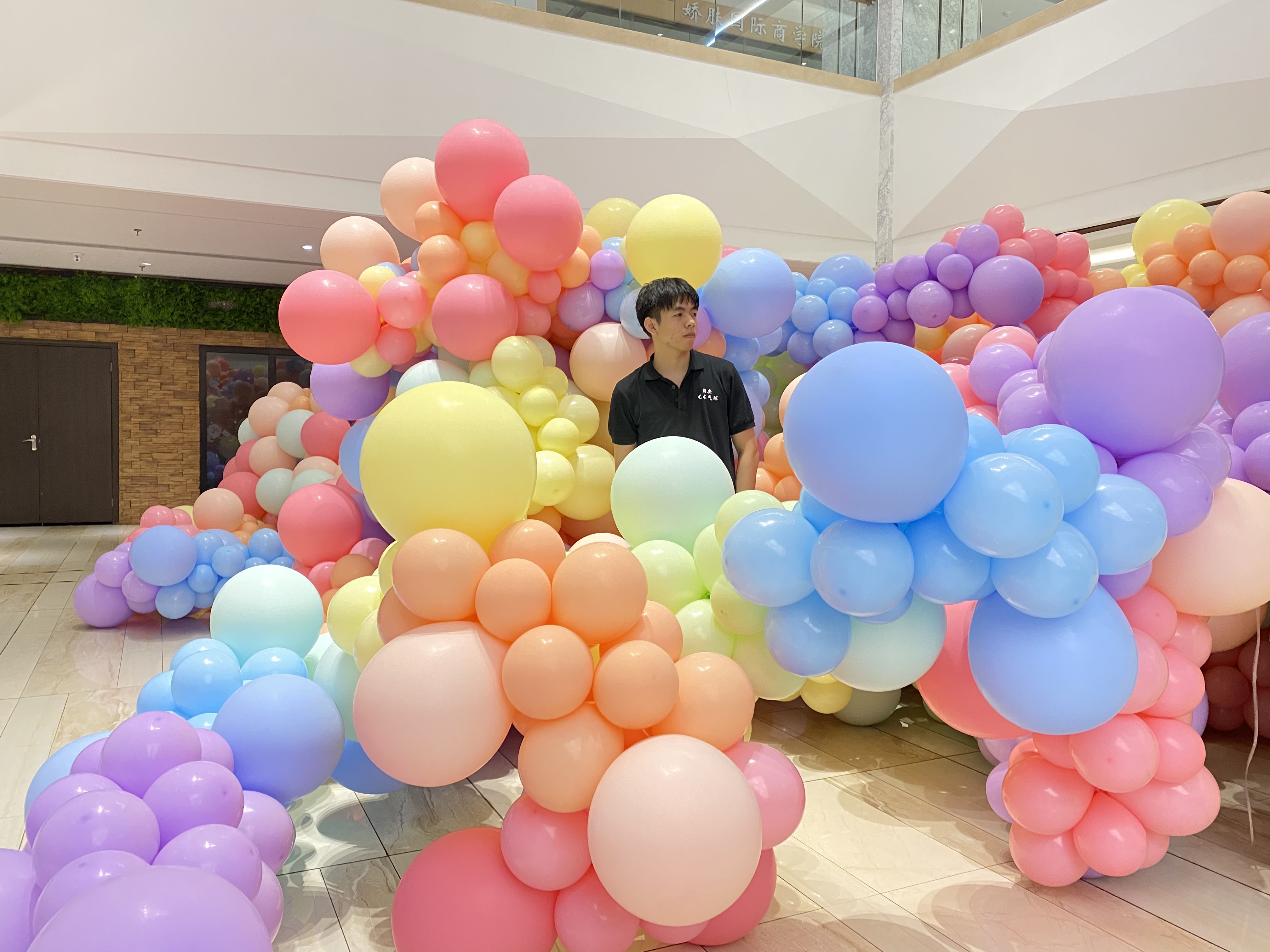 廈門布置賣氣球有補(bǔ)貼嗎_廈門哪里有賣布置的氣球_廈門氣球批發(fā)市場(chǎng)
