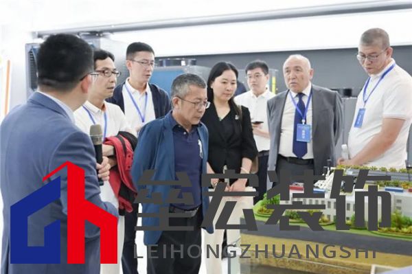 新質(zhì)生產(chǎn)力 “碳”領(lǐng)未來——全國(guó)百家媒體走進(jìn)四季沐歌空氣能熱泵超級(jí)工廠活動(dòng)成功舉行