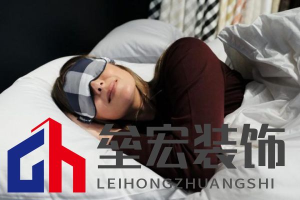 致敬不被定義的她，海絲騰以好眠綻放女性力量