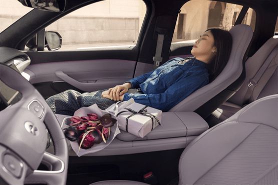 舒達(dá)攜手蔚來(lái)深圳，智能好搭子開啟滿電好狀態(tài)